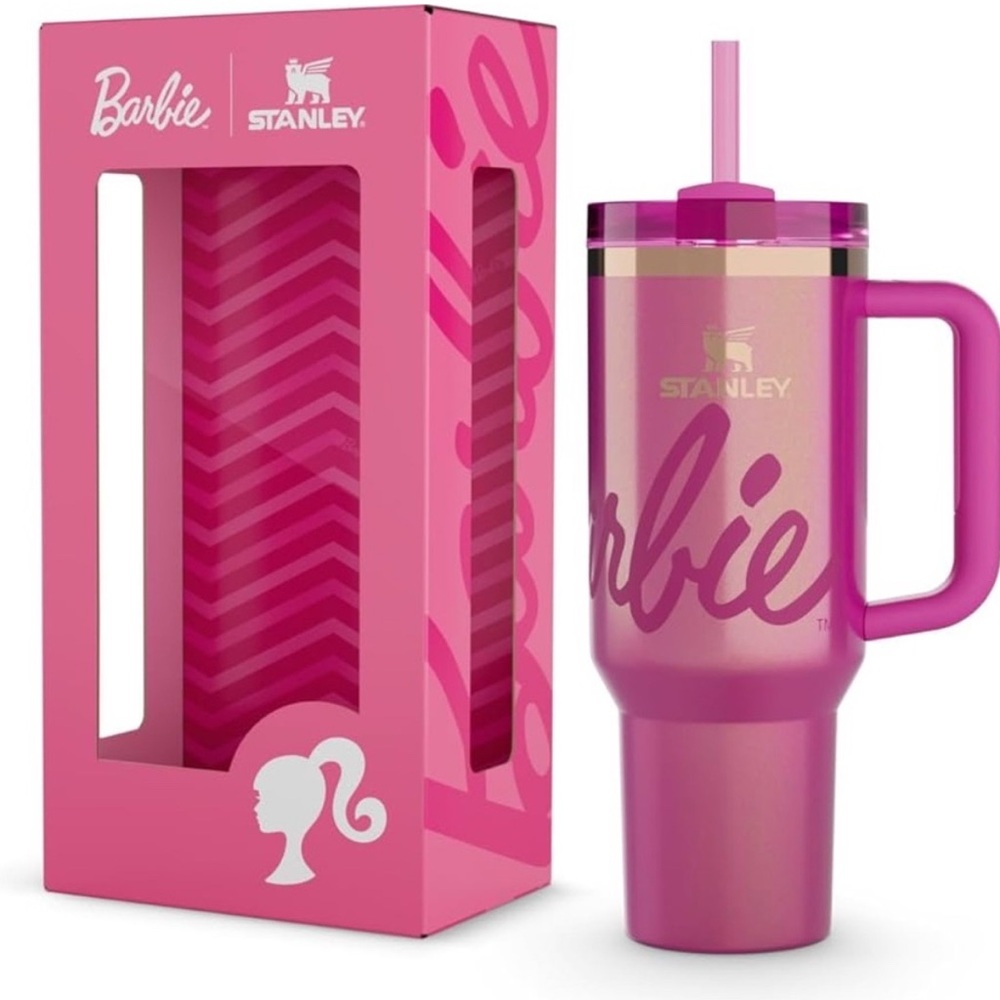Sold out STANLEY X BARBIE
Stanley Barbie Icon BARBIE Pink 40oz Quencher Tumbler